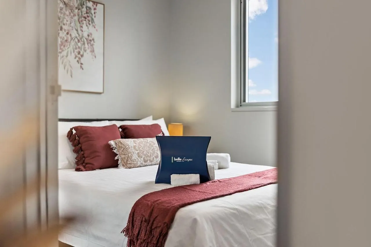 Tulip - The Urban Elegance Apartment Adelaide